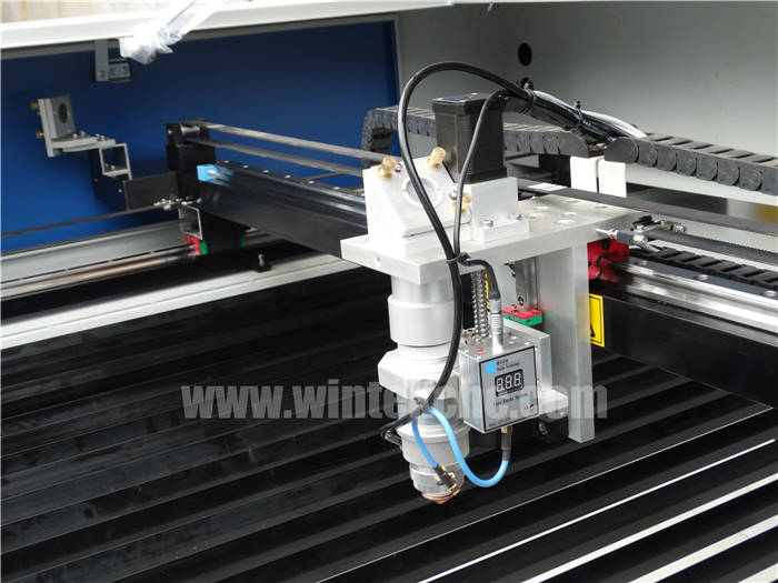 cutting head of metal and nonmetal co2 laser cutting machine
