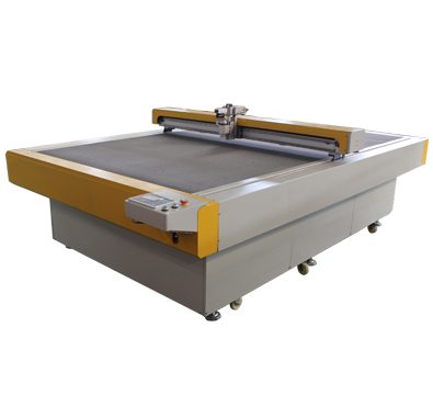 Oscillating knife cutting machine for cutting leather fabric rubber