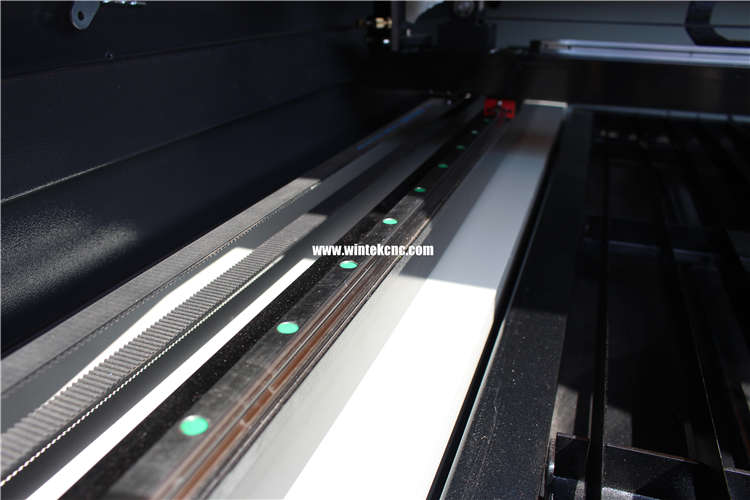 Taiwan Hiwin square rails of Laser machine