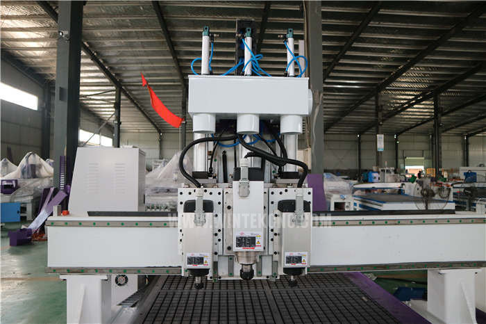 3.5kw air cooling spindle of three heads 3d cnc router machine
